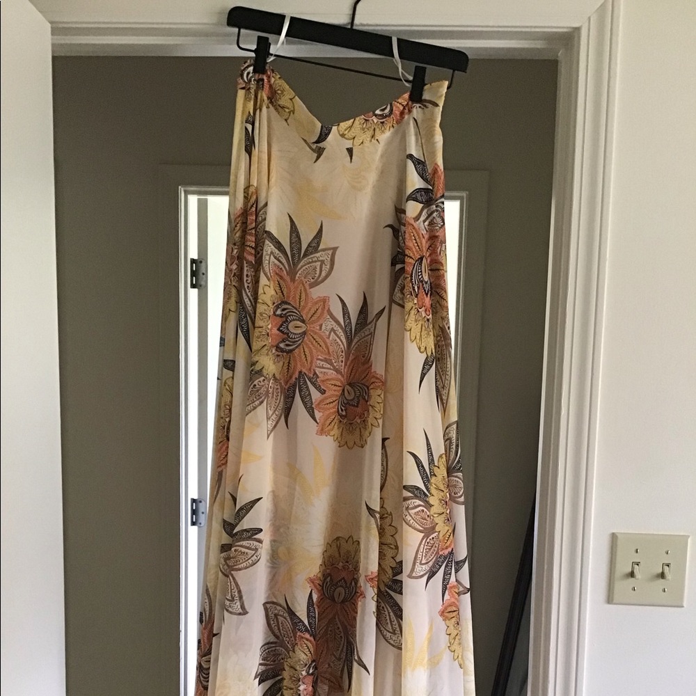 Meghan LA floral maxi skirt